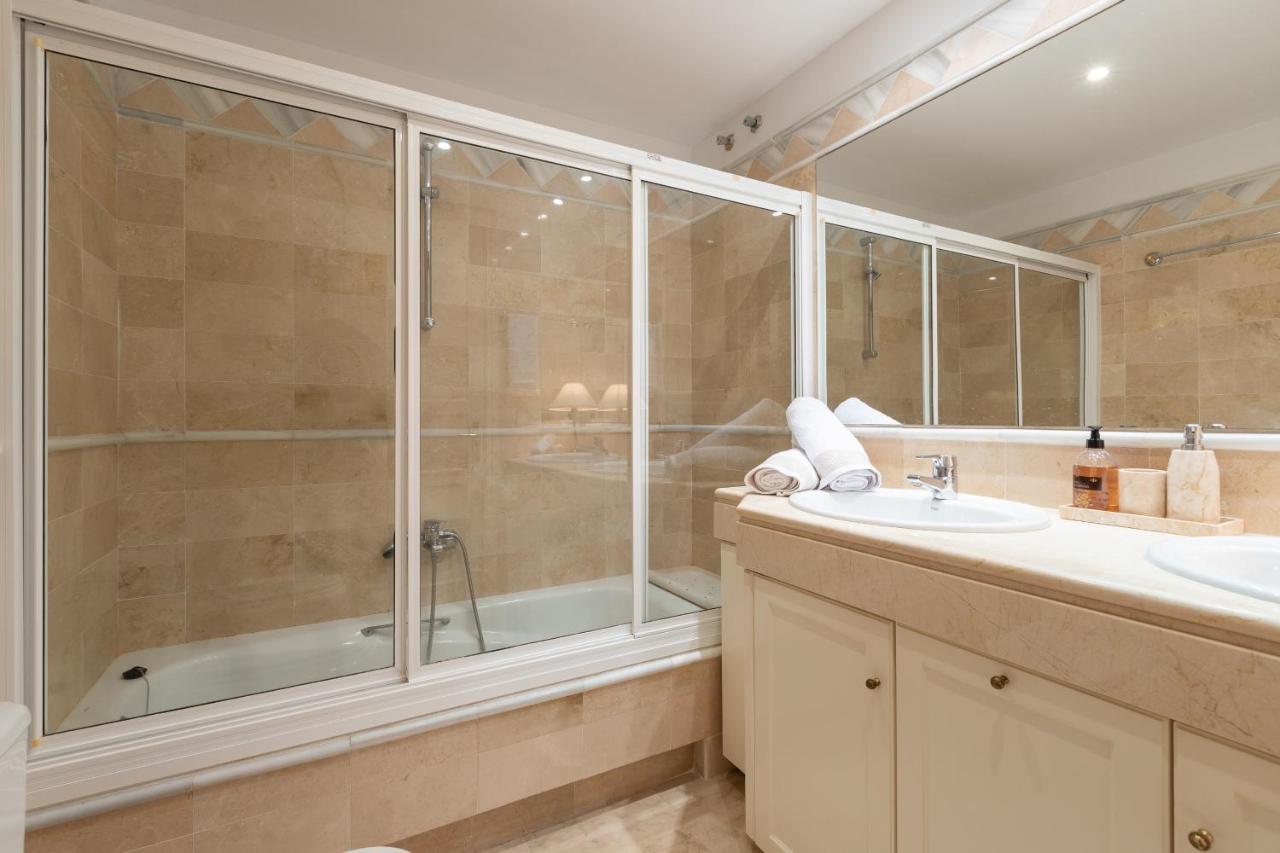 Apartemen Precioso Elvira Hills. Marbella